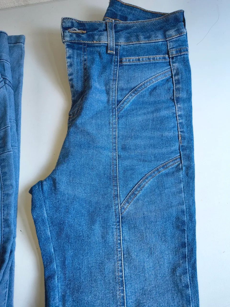 Calça jeans feminina 40 e 42 - Foto 2