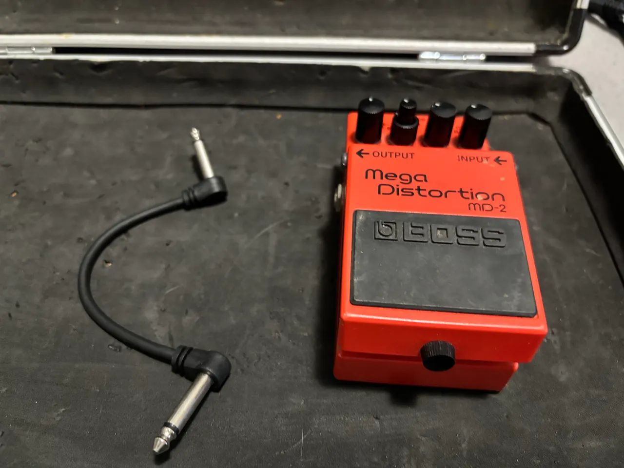 Pedal BOSS - Mega Distortion MD-2