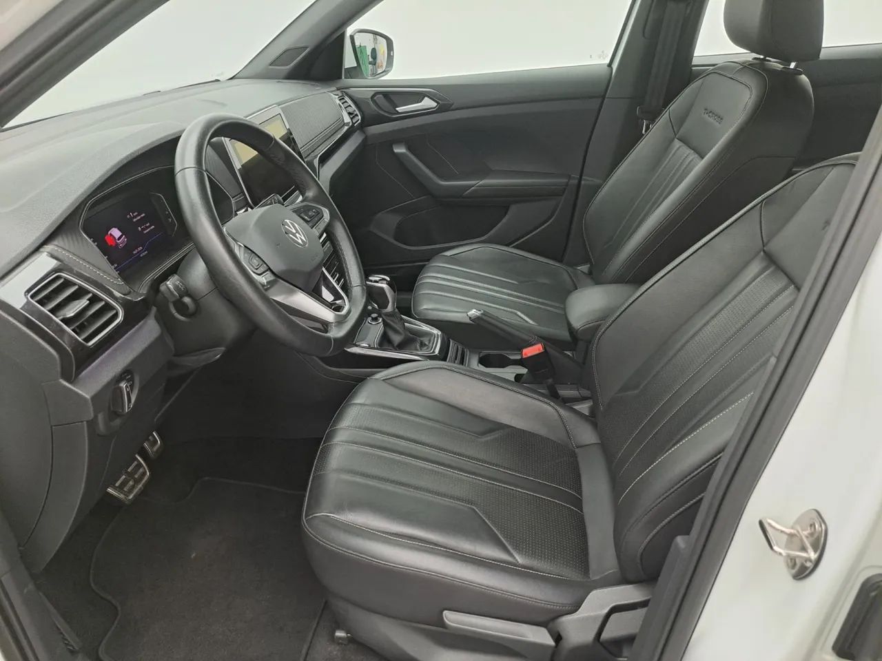 Volkswagen T-Cross Highline 1.4 TSI Flex 16V 5P AUT, foto 16 de 18