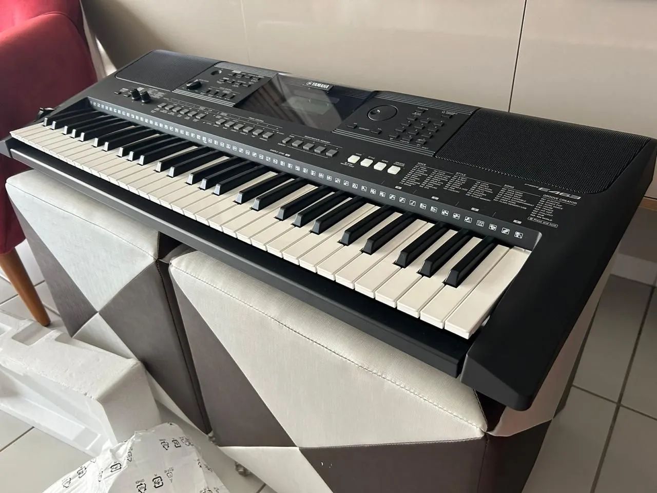 Teclado Yamaha PSR E463 - Foto 2