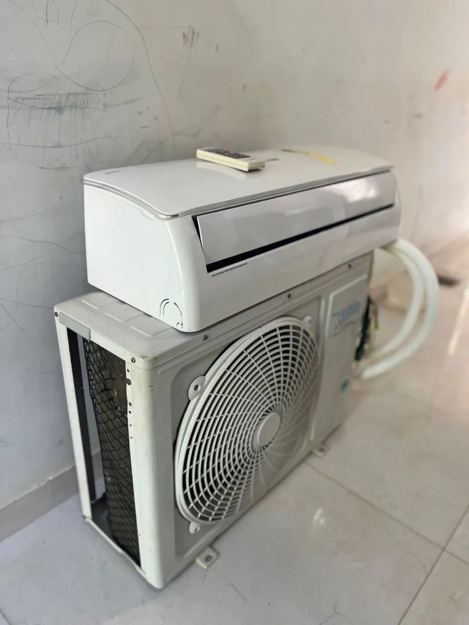 ? AR-CONDICIONADO SPLIT ELGIN 12.000 BTUs - INSTALAÇÃO INCLUSA ? - Foto 2