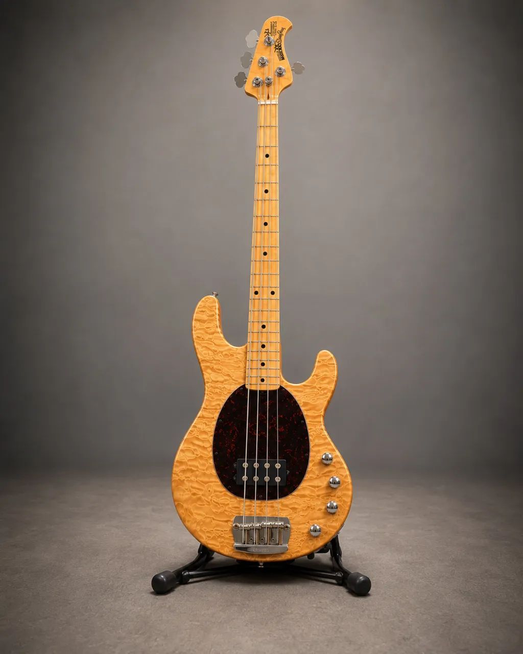 Baixo Musicman stingray 4 20th anniversary - Instrumentos musicais