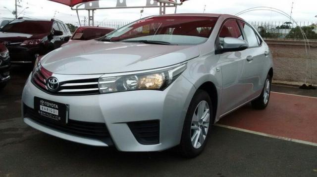 TOYOTA COROLLA GLI UPPER 1.8 16V CVT FLEX Prata 2015/2016 - Foto 2