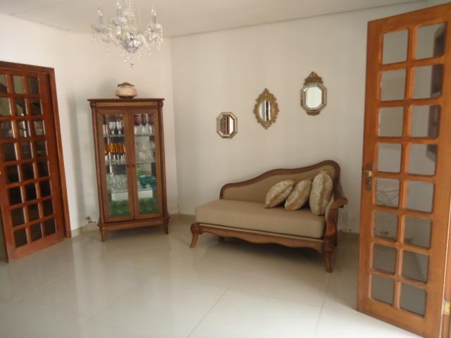 Casa usada de excelente padrão em Petrolina! - Foto 5