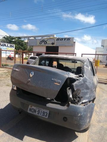 Carro batido - Foto 3