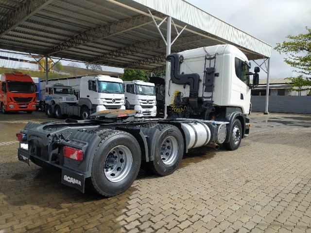 SCANIA R440 6X4