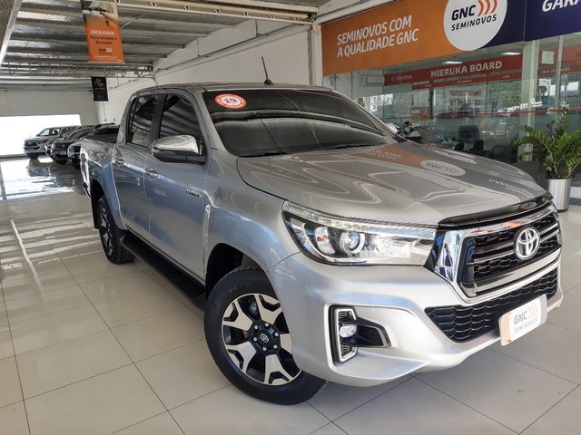 TOYOTA HILUX 2.8 SRX 4X4 CD 16V DIESEL 4P AUTOMATICO