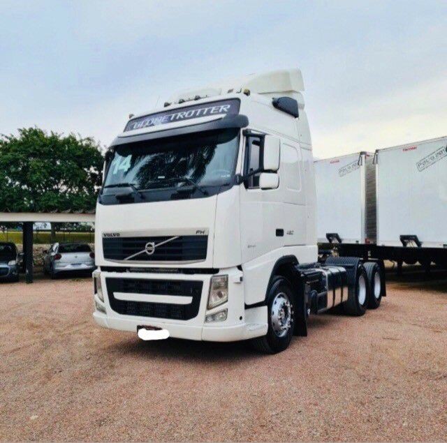 CAMINHÃO VOLVO FH460
