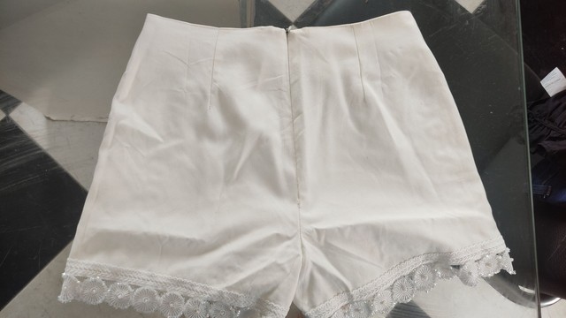 Short branco bordado luxo  - Foto 4