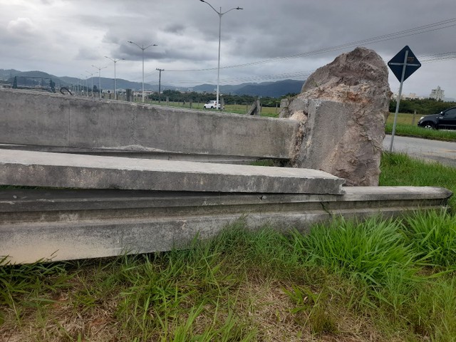 Coluna  galpão  - Foto 2