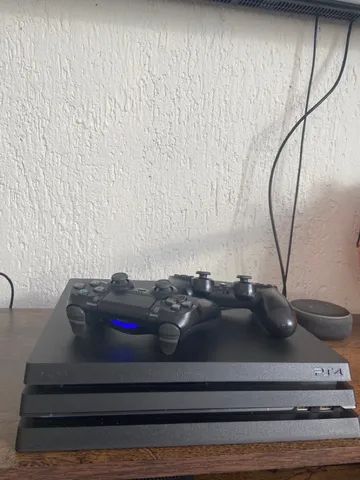 PS4 PRO 1TB + 5 JOGOS + 2 CONTROLES - Videogames - Engenho