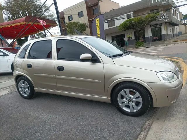 CORSA HATCH Bege 2012 - CHEVROLET - Macaé cód.1752324