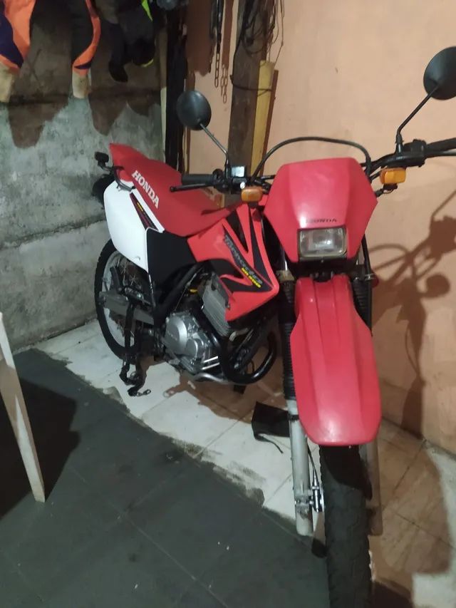 Moto tornado  2004