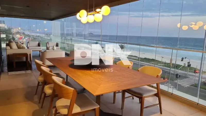Apartamento - / Residencial / Barra da Tijuca