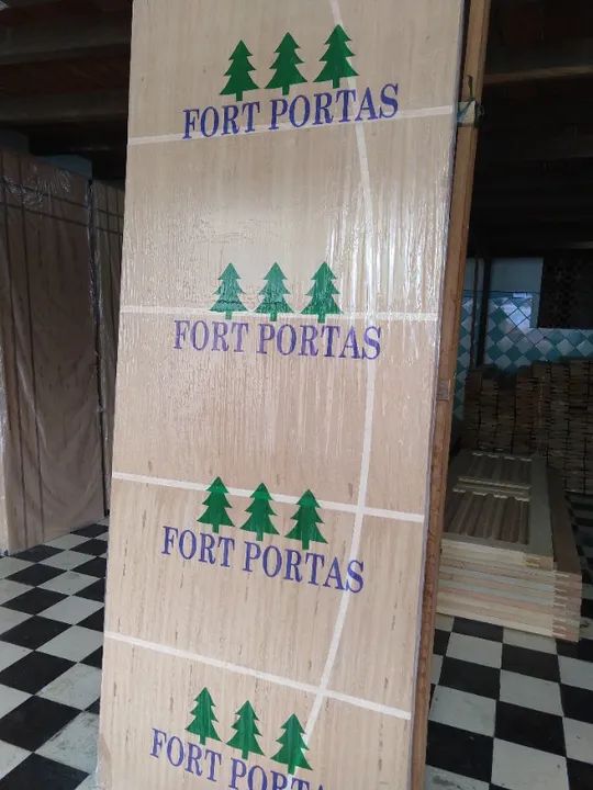 Porta frisada angelim 210x90cm  246,00