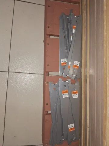 cantoneiras cremalheiras de 30 ctm - Foto 3