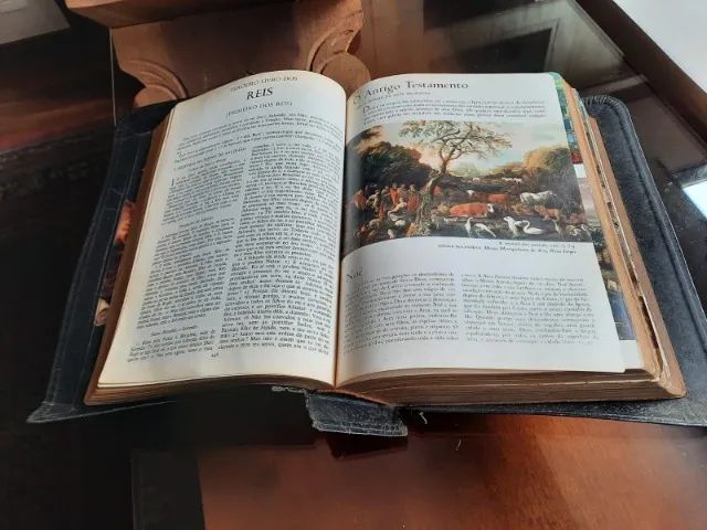 Biblia Sagrada Barsa com cavalete de madeira - Foto 3