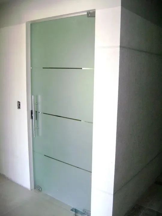 Porta de vidro temperado - Golpe - Foto 3