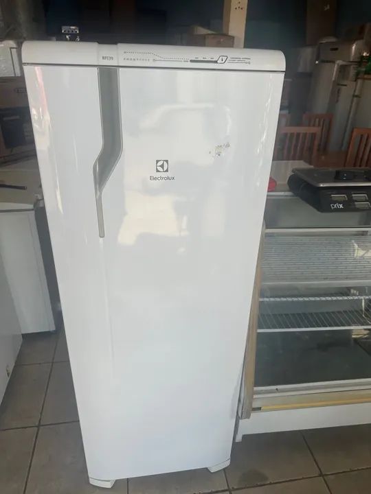 Refrigerador Electrolux  390 litros