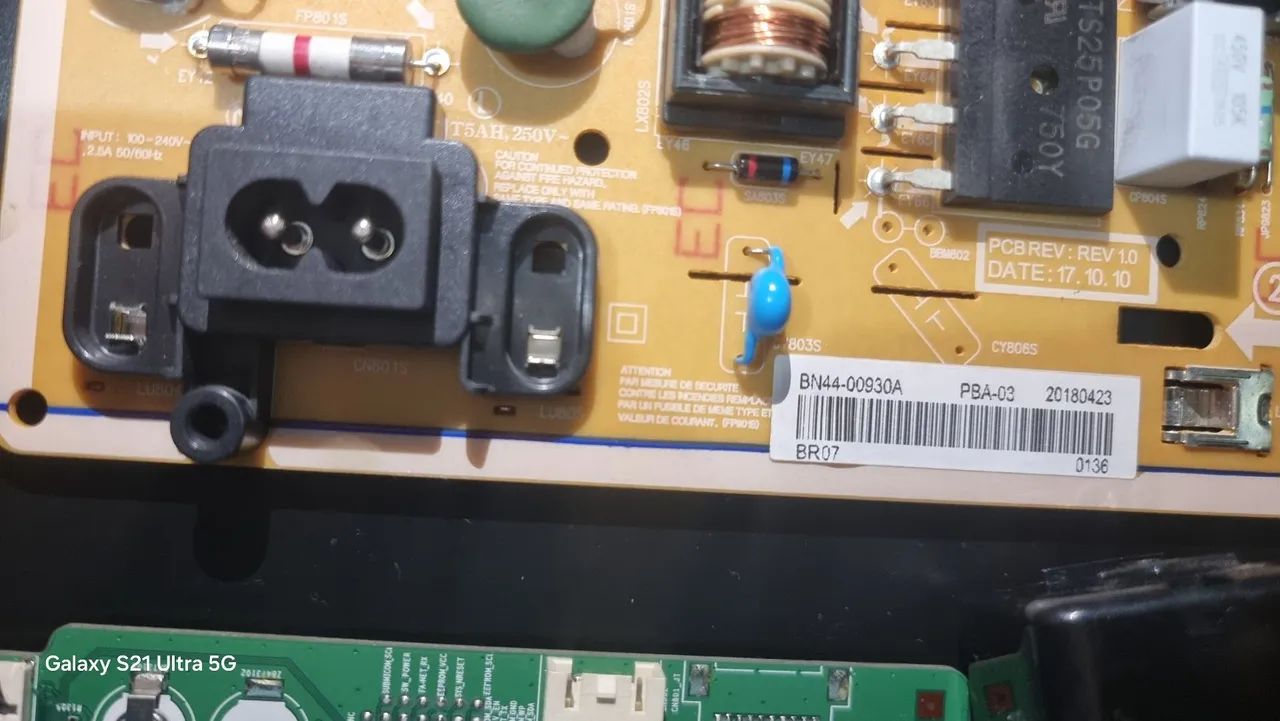 Kit placa tcon/fonte/placa principal DC49J PN: DC49J Fabricante: Samsung - Foto 3