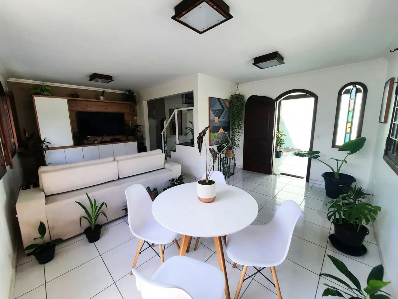 ALUGUEL DE CASA PARA TEMPORADA EM CABO FRIO COM PISCINA E CHURRASQUEIRA  - Foto 3