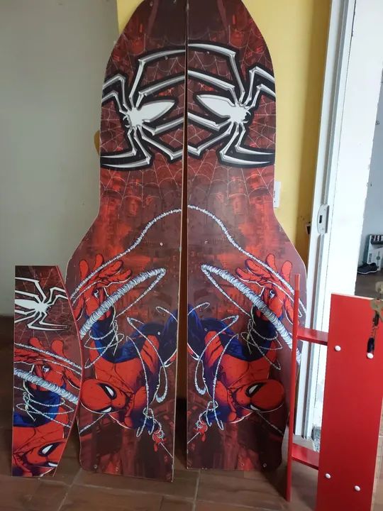2Camas de carrinho Mcqueen e Homem-aranha. vendo separado só escolher. 400.00cada - Foto 2