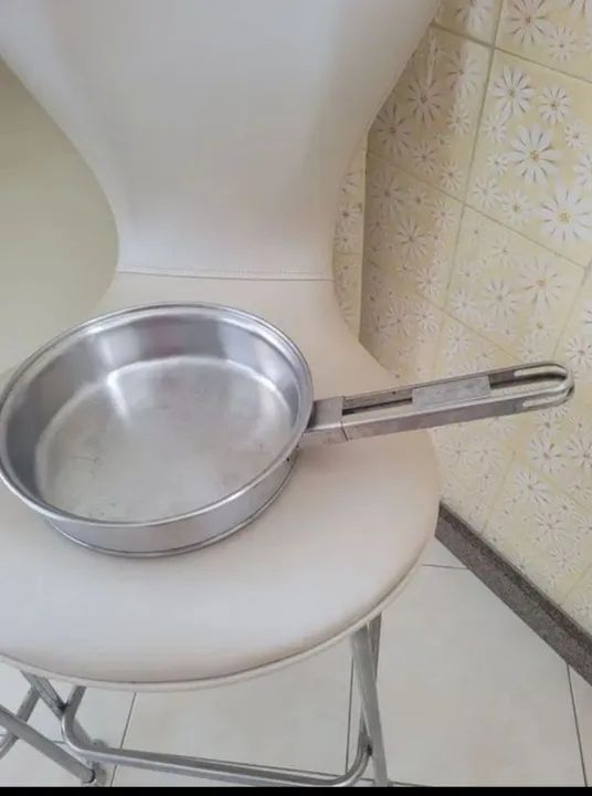 Frigideira de inox fundo triplo tramontina solar - Foto 3
