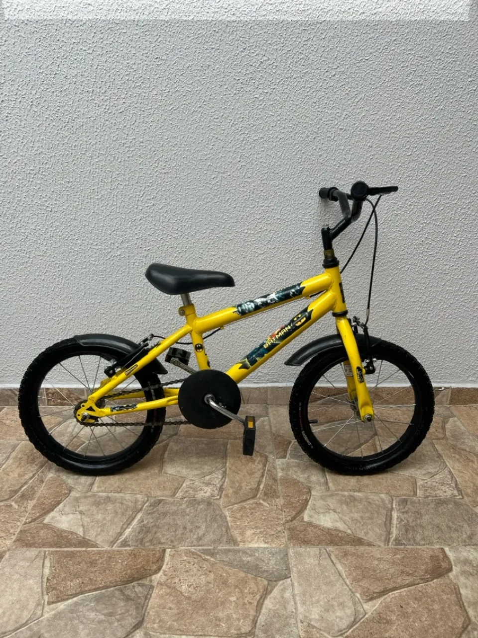 Bicicleta do Batman Aro 16 com pneu novo