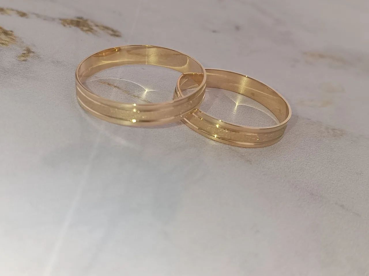 Alianças de Ouro 18k - Foto 2