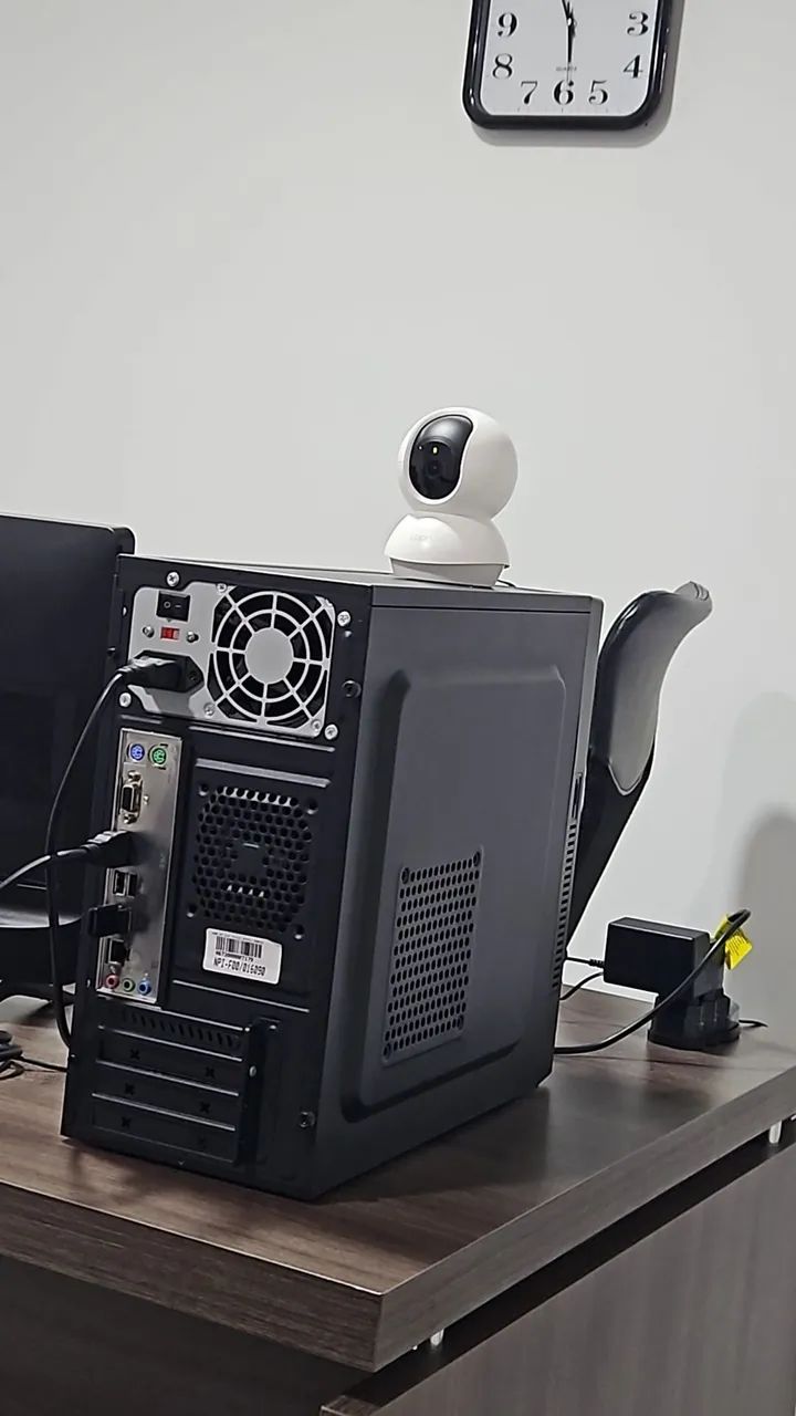 Câmera de Segurança Wi-Fi Tapo TC70 1080p Full HD - Foto 2