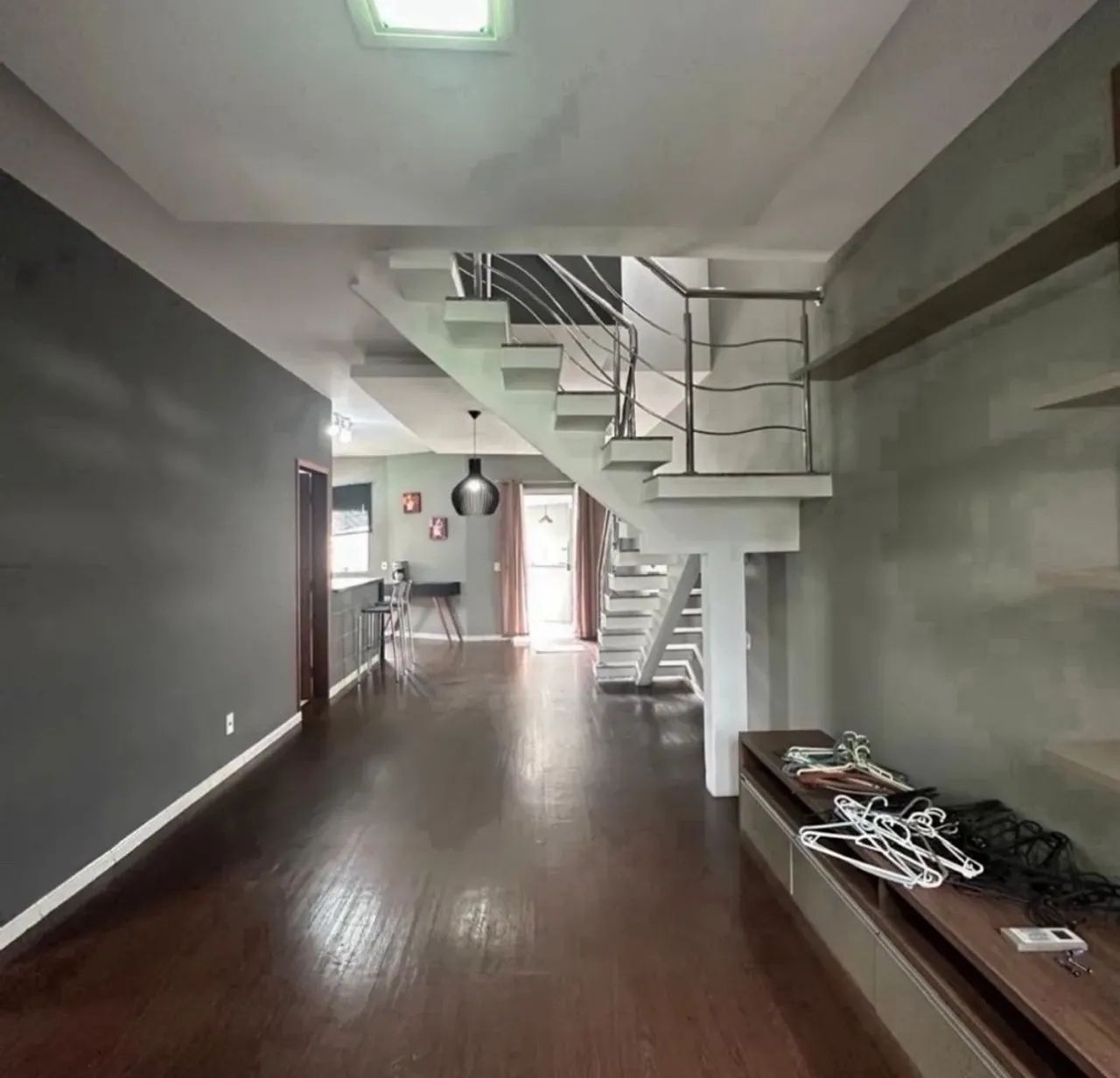 JAPIIM CASA DUPLEX SEMIMOBILIADA COM PISCINA, CHURRASQUEIRA , QUADRA - Foto 3