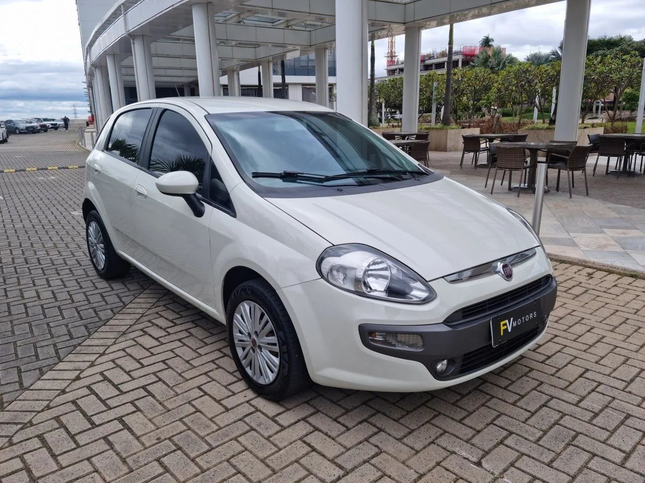 Fiat Punto 2015 1.6 essence 16v flex 4p manual - Foto 3