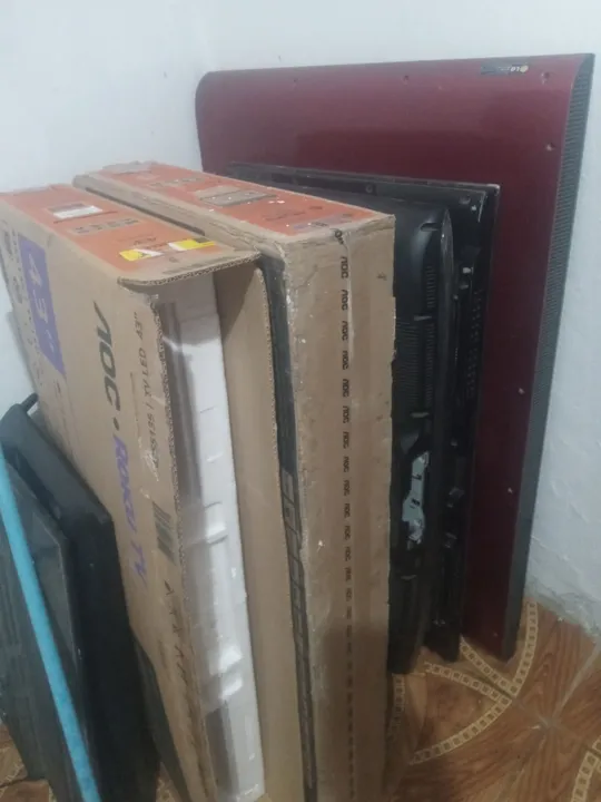DESAPEGANDO 25 TVS PARA C/ OU PECAS