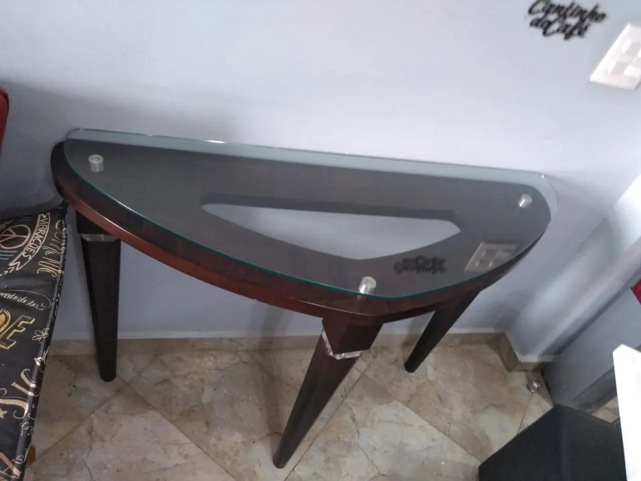 Mesa de Jantar com Tampo de Vidro64861632774145121