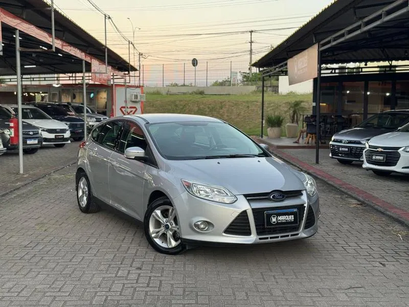 FORD FOCUS AT 1.6H 2015