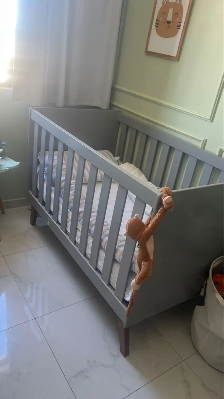 Berço Cinza Semi Novo