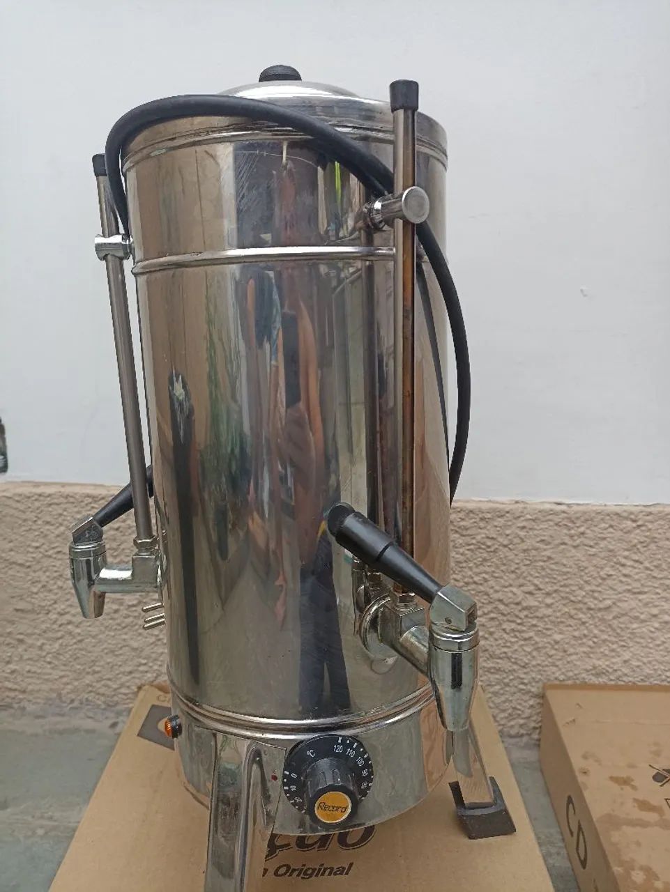 Cafeteira 2 litros 