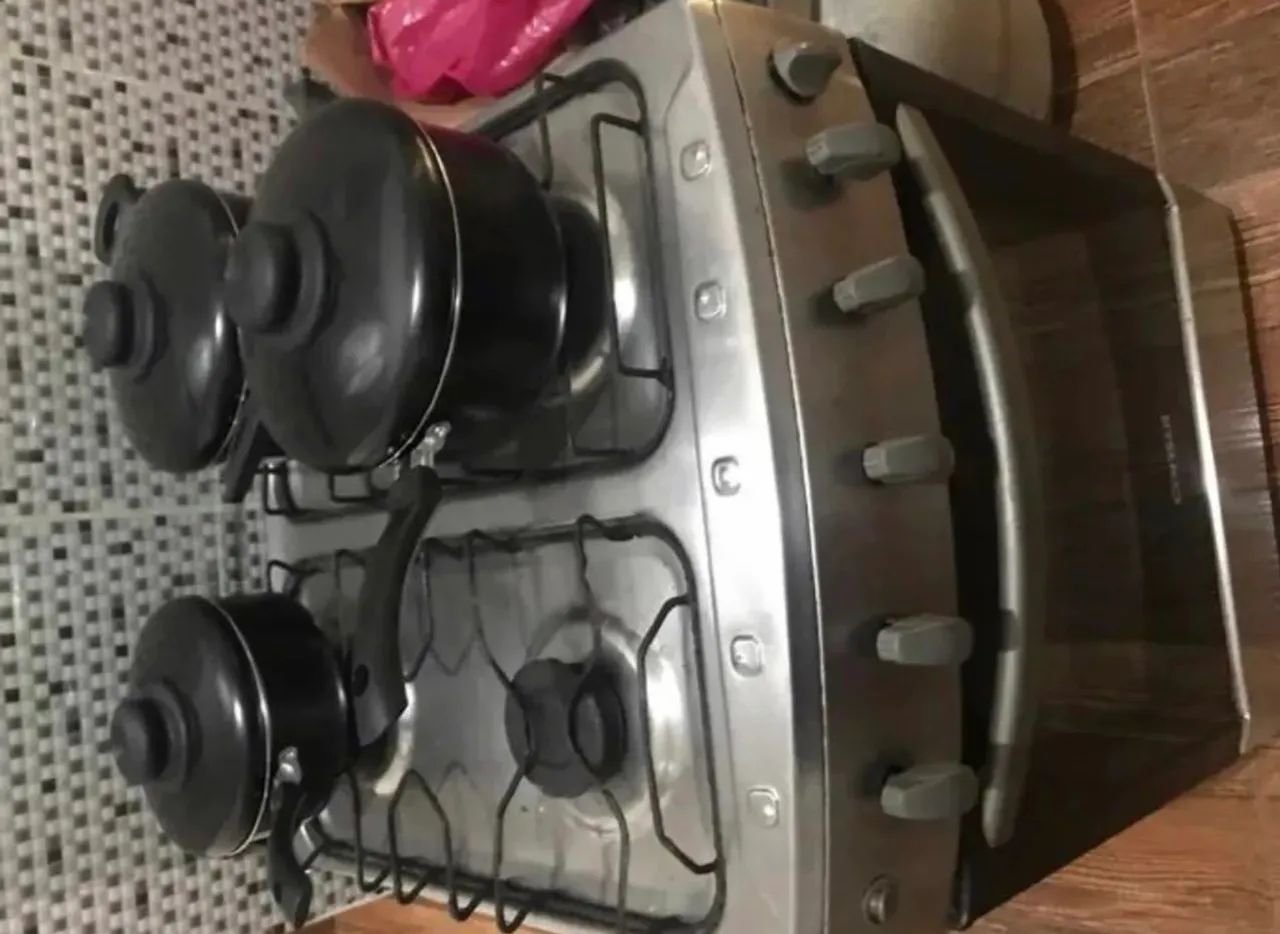 Fogão 4 Bocas com Forno - Usado