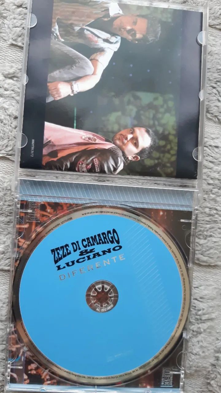 CD Zezé de Camargo e Luciano  - Foto 2