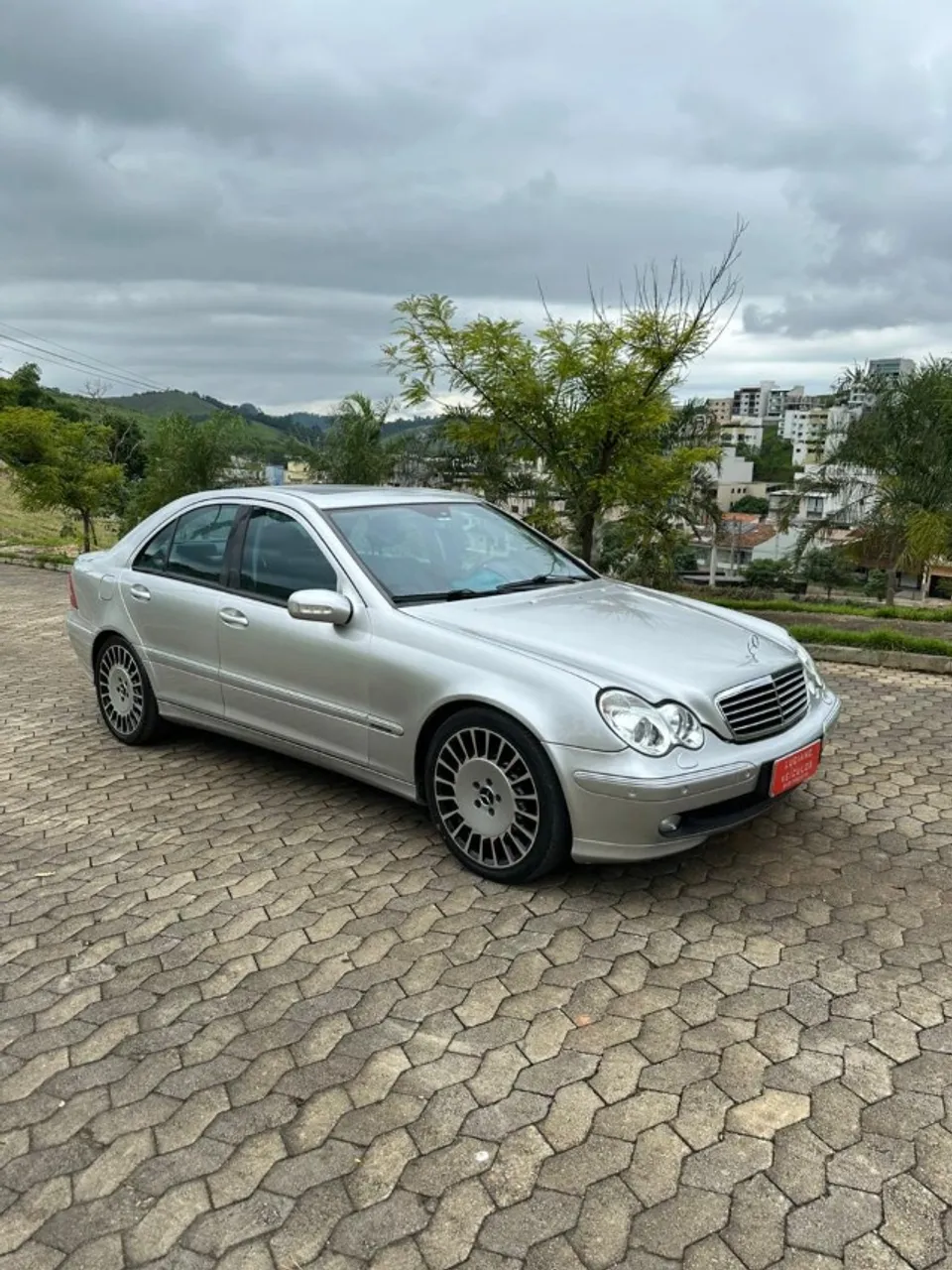 MERCEDES-BENZ C-320 Usados e Novos
