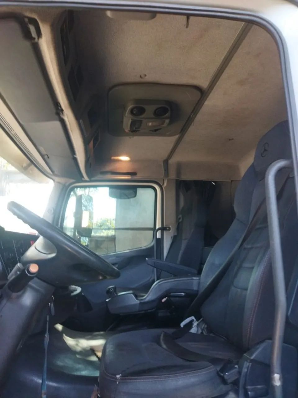 MB Axor 2536 ano 2020 com 315.000 km rodados. - Foto 13