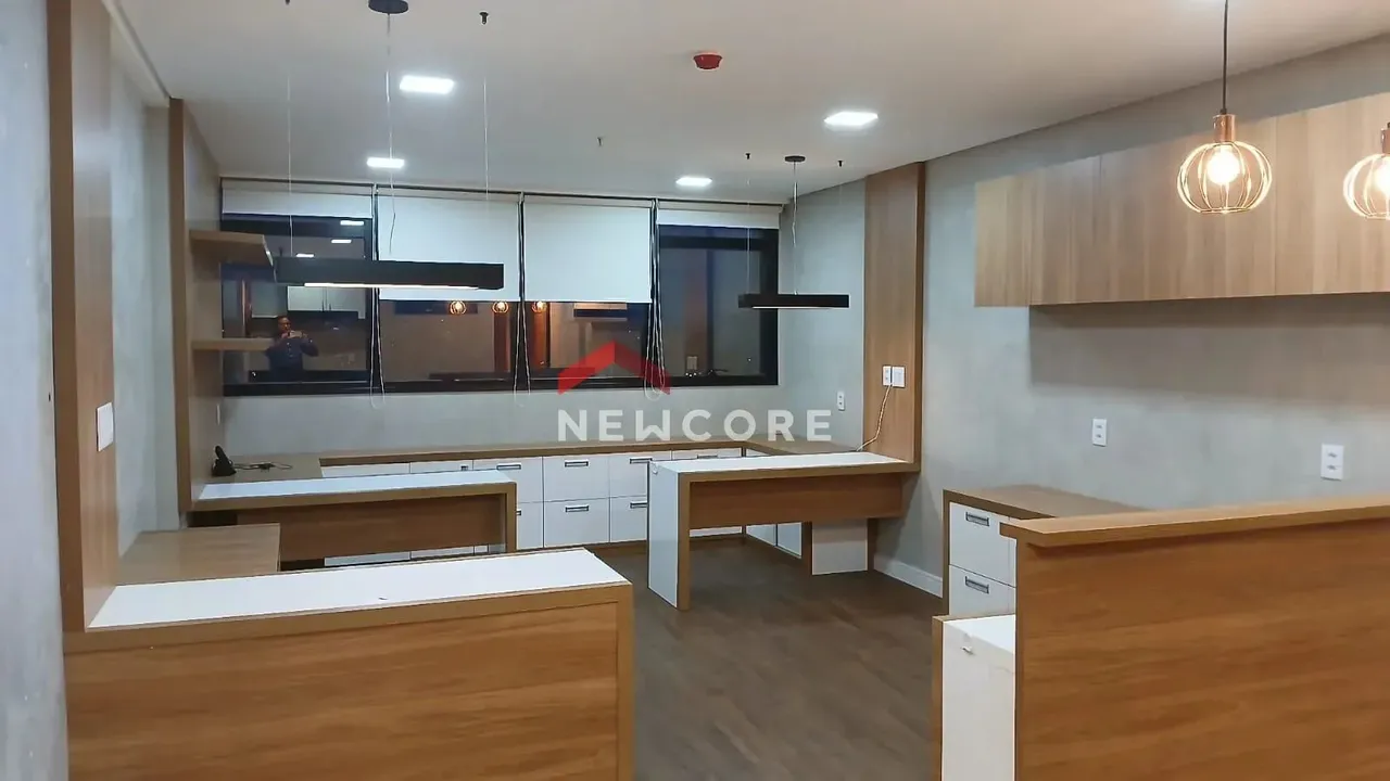 Sala comercial em Avenida dos Expedicionários Brasileiros - Vila Brasileira - Itatiba/SP