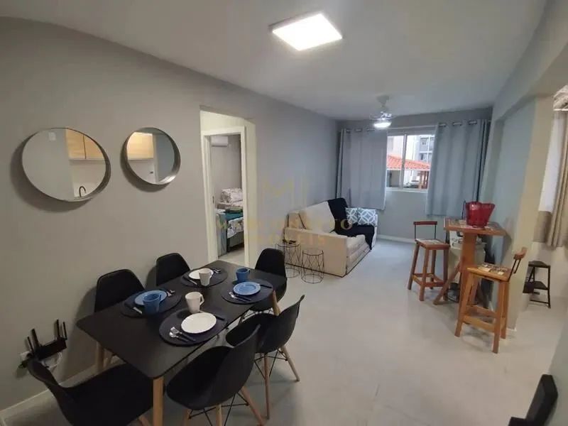 CHARMOSO 2 DORM AV. BRASIL - poucos METROS DA PRAIA!!!