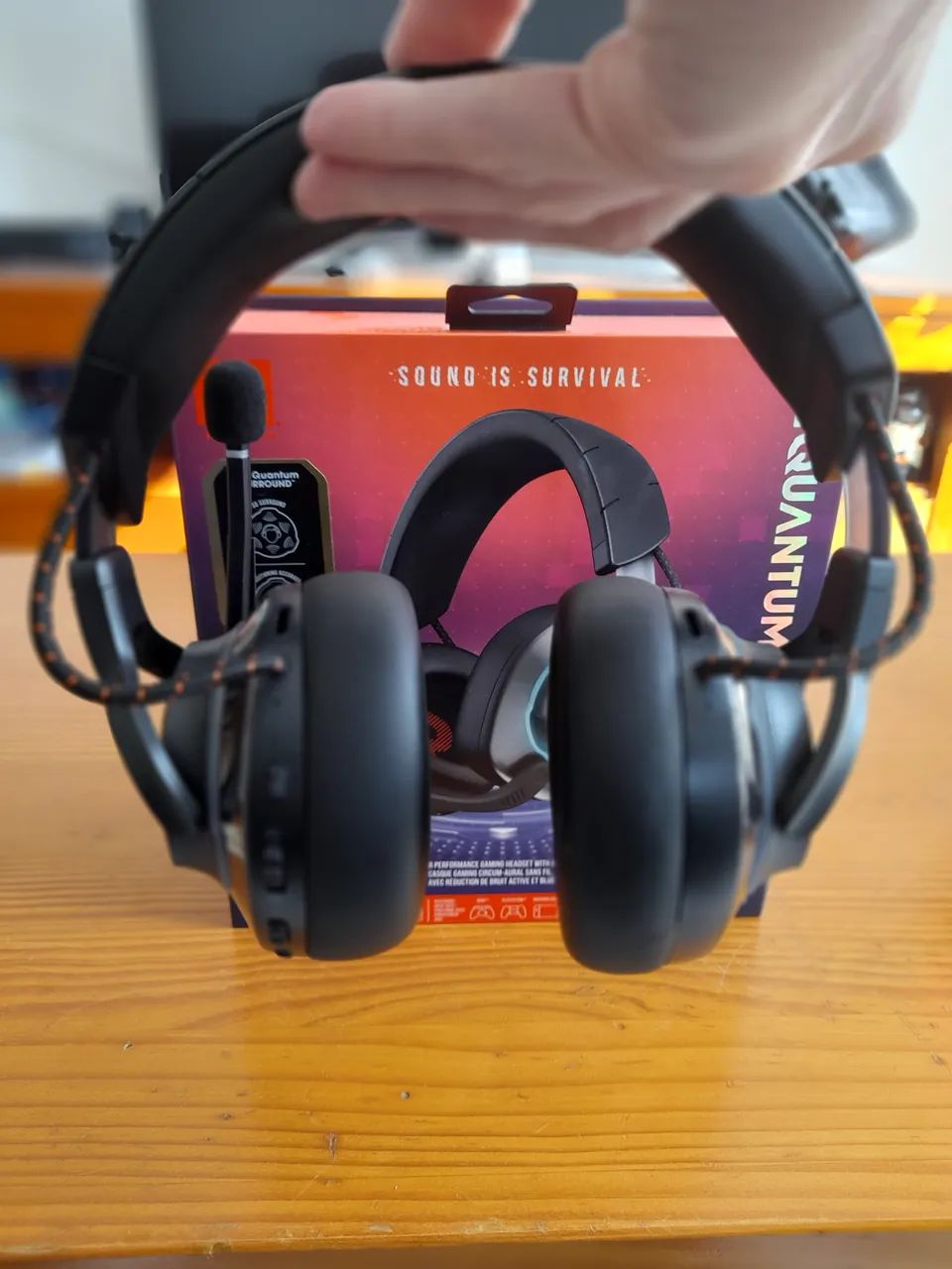Headset JBL quantum 800 c cancelamento de ruído  - Foto 5