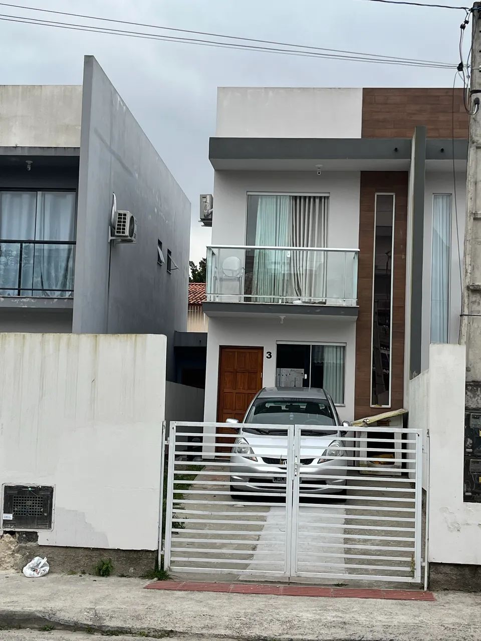 Portão de alumínio + lixeira 64706493100547120