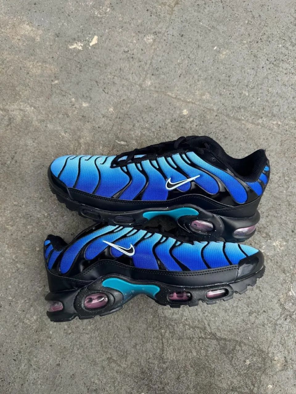 Nike Air Max Plus Azul e Preto