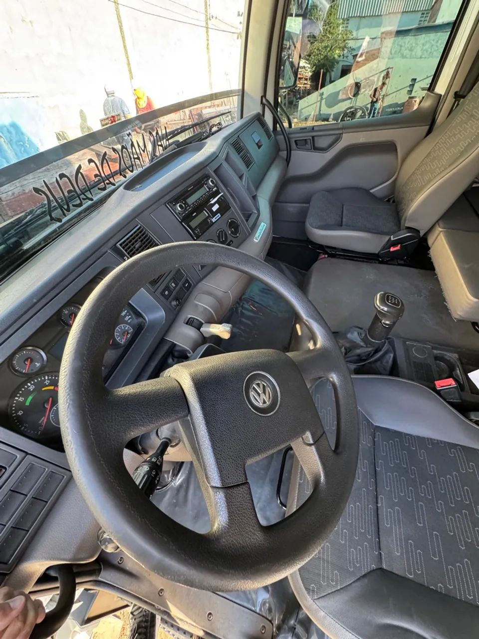 Caminhão Volkswagen Constellation 15.190E - Foto 9