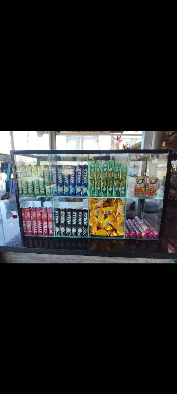 Expositor de Vidro para Lojas e Comércios