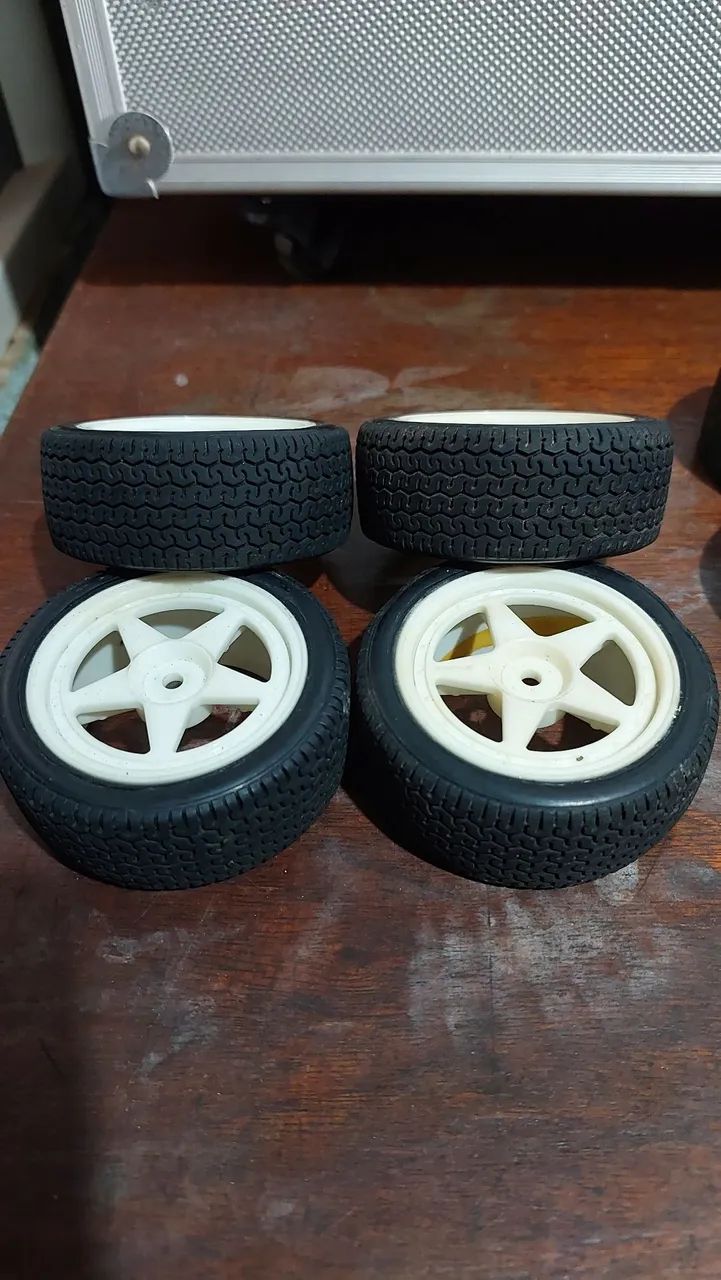 Automodelo Paneus e Rodas Combustão Elétrico Novos e Usados Lote - Foto 4