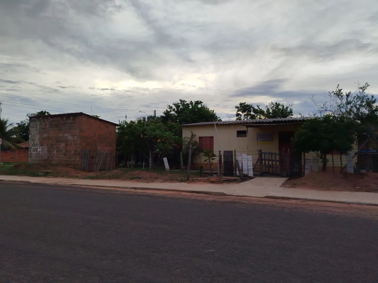 Casa no Bairro Pinheiros - Aquidauana (Próximo a exposição) - Foto 2